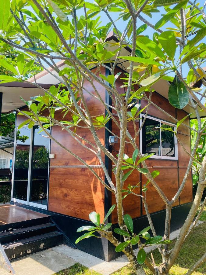 Kora-great Airport Phuket Ferienhaus Nai Yang Beach